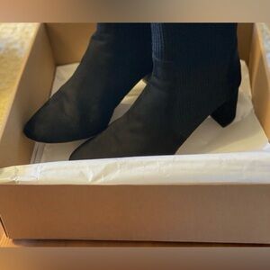 ANN TAYLOR TRIXIE BLK SUEDE SOCK BOOT, SZ 11 HEEL 2.75 EXCELLENT CONDITION